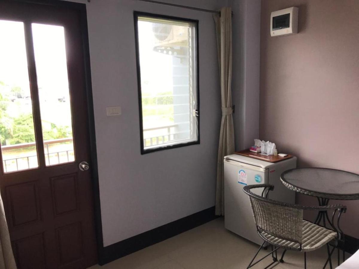 Nasa Hotel Phuket Екстериор снимка